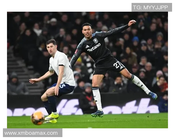 足总杯激战巴黎圣日耳曼与热刺0比0平红牌争议引发全场热议