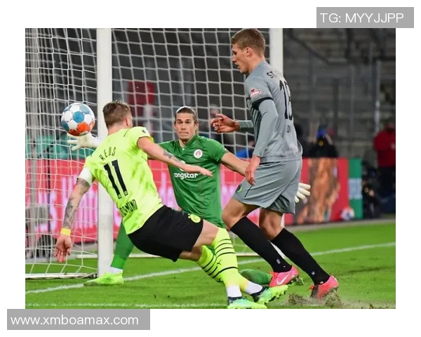 国王杯激战：多特蒙德与里昂2-2平乌龙球成比赛转折点