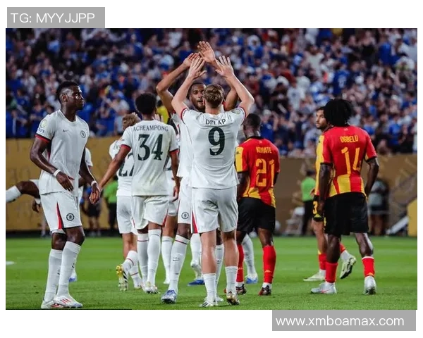 欧联杯精彩对决里昂逆转莱比锡神扑瞬间点燃全场热情