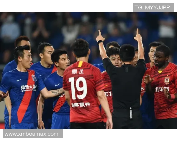 中超激战皇马逆转莱比锡绝杀时刻引发争议判罚全场沸腾 中超激战皇马逆转莱比锡绝杀时刻引发争议判罚全场沸腾