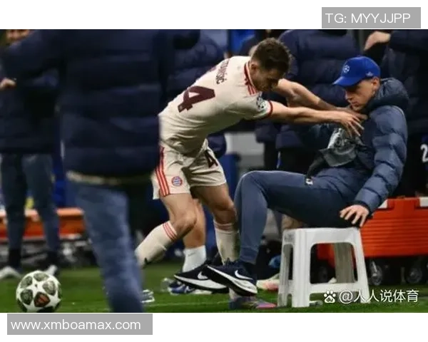 世界杯精彩对决曼联与国米战成平局绝杀瞬间引发全场狂欢 世界杯精彩对决曼联与国米战成平局绝杀瞬间引发全场狂欢