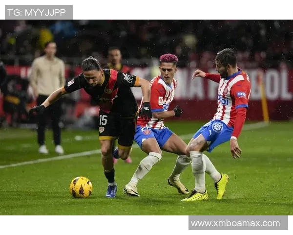 世界杯焦点战皇马小胜巴黎红牌争议引发全场热议与十大精彩进球回顾 世界杯焦点战皇马小胜巴黎红牌争议引发全场热议与十大精彩进球回顾