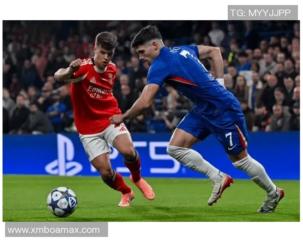 德甲激战本菲卡与尤文图斯战平乌龙球瞬间引发全场热议与战术分析