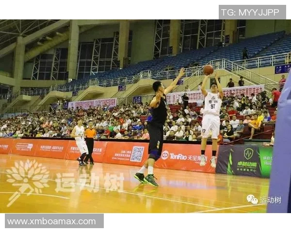 欧冠激战:多特蒙德5-1逆袭拜仁绝杀时刻引爆全场热情 欧冠激战:多特蒙德5-1逆袭拜仁绝杀时刻引爆全场热情