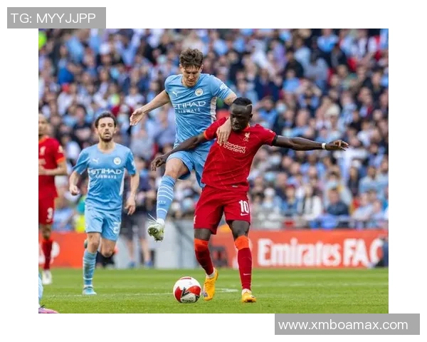 足总杯焦点战曼城与利物浦战平争议判罚引发全场热议