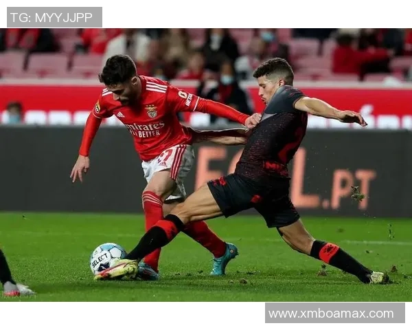 西甲激战：莱比锡与本菲卡2-2平局战术解析与精彩瞬间回顾