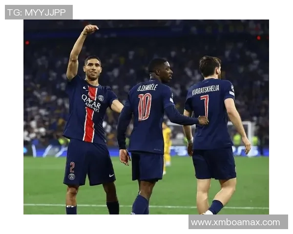 足总杯惊现历史冷门AC米兰逆转巴黎圣日耳曼引爆全场激情