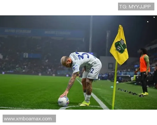 友谊赛国米与里昂战成平局门将神扑引发全场热烈反响