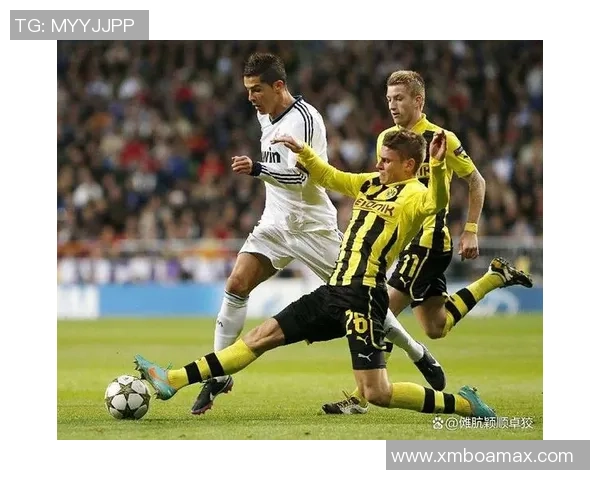 意甲赛场惊现冷门皇马4-0横扫多特蒙德红牌事件引发全场热议